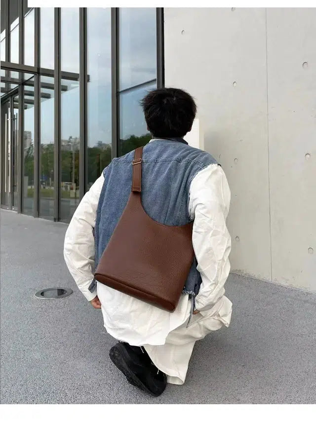 Stylish Leather Shoulder Bag