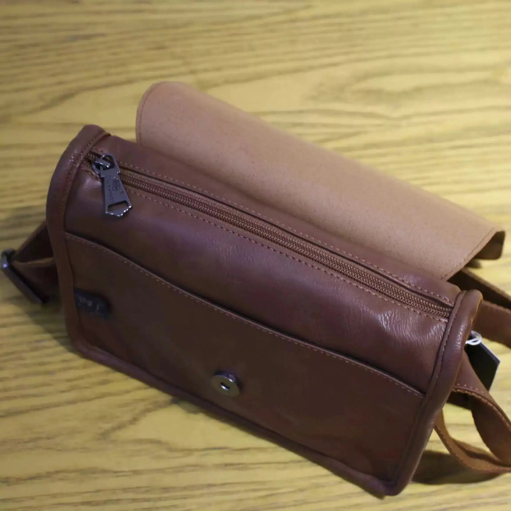Stylish Leather Shoulder Bag