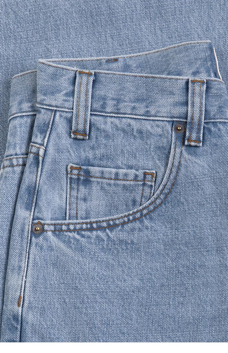 Tapered Carrot Light Blue Jeans