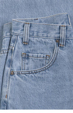 Tapered Carrot Light Blue Jeans
