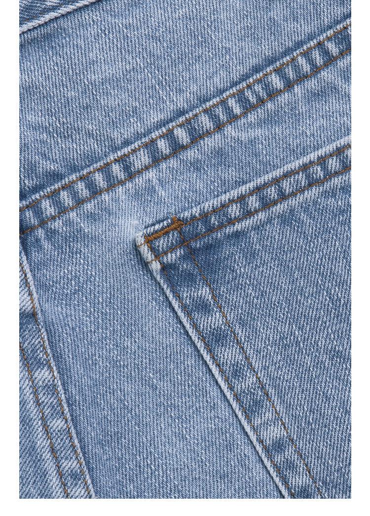 Tapered Carrot Light Blue Jeans