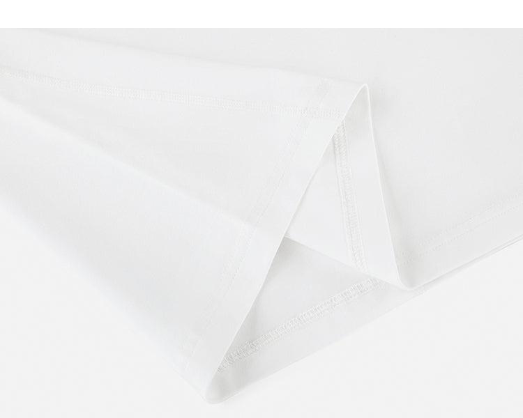 Three-dimensional Solona T-shirt