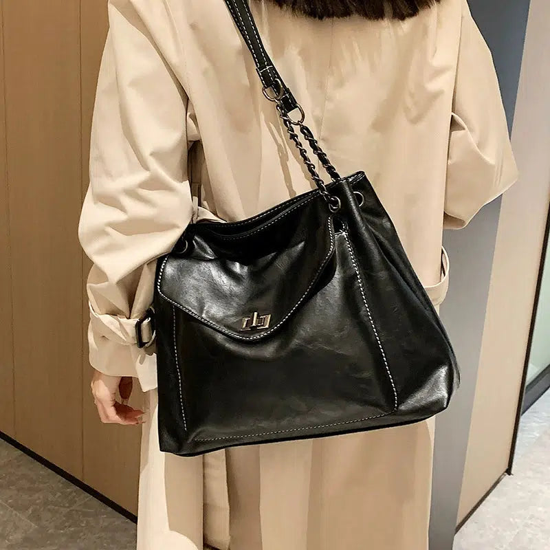Turn Lock Closure Leather Handbag