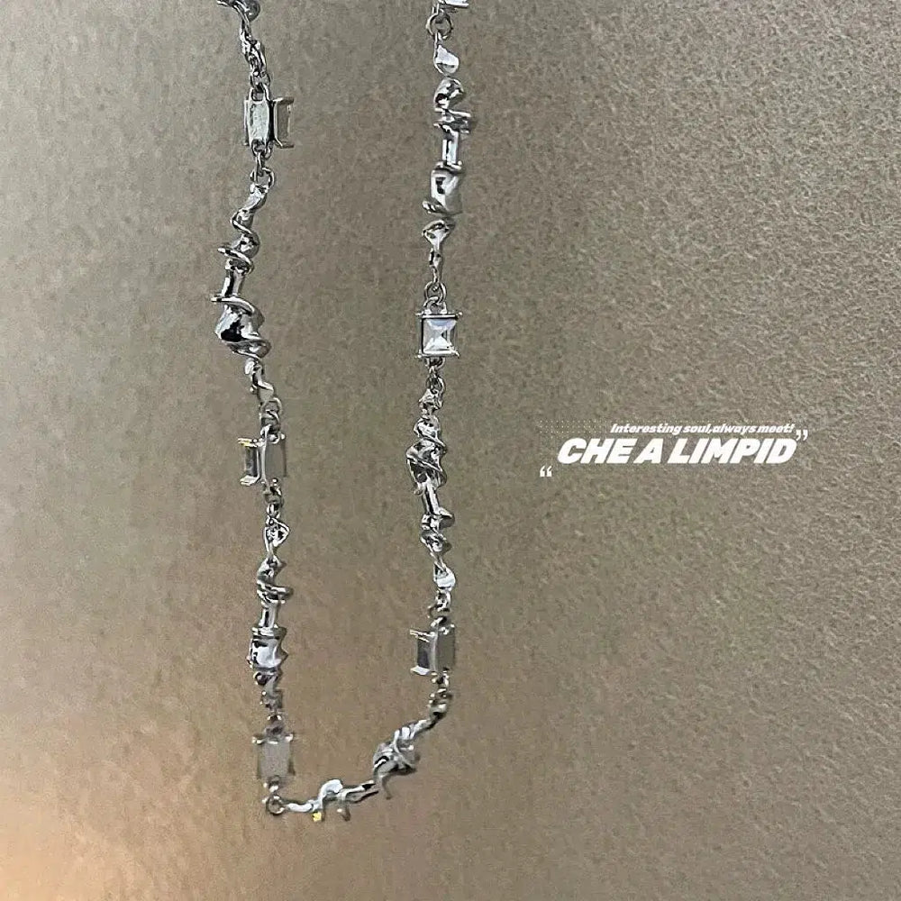 Twisted Geometric Link Necklace