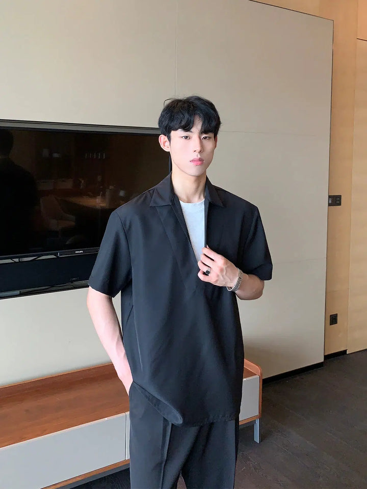 Two-piece V-neck T-shirt