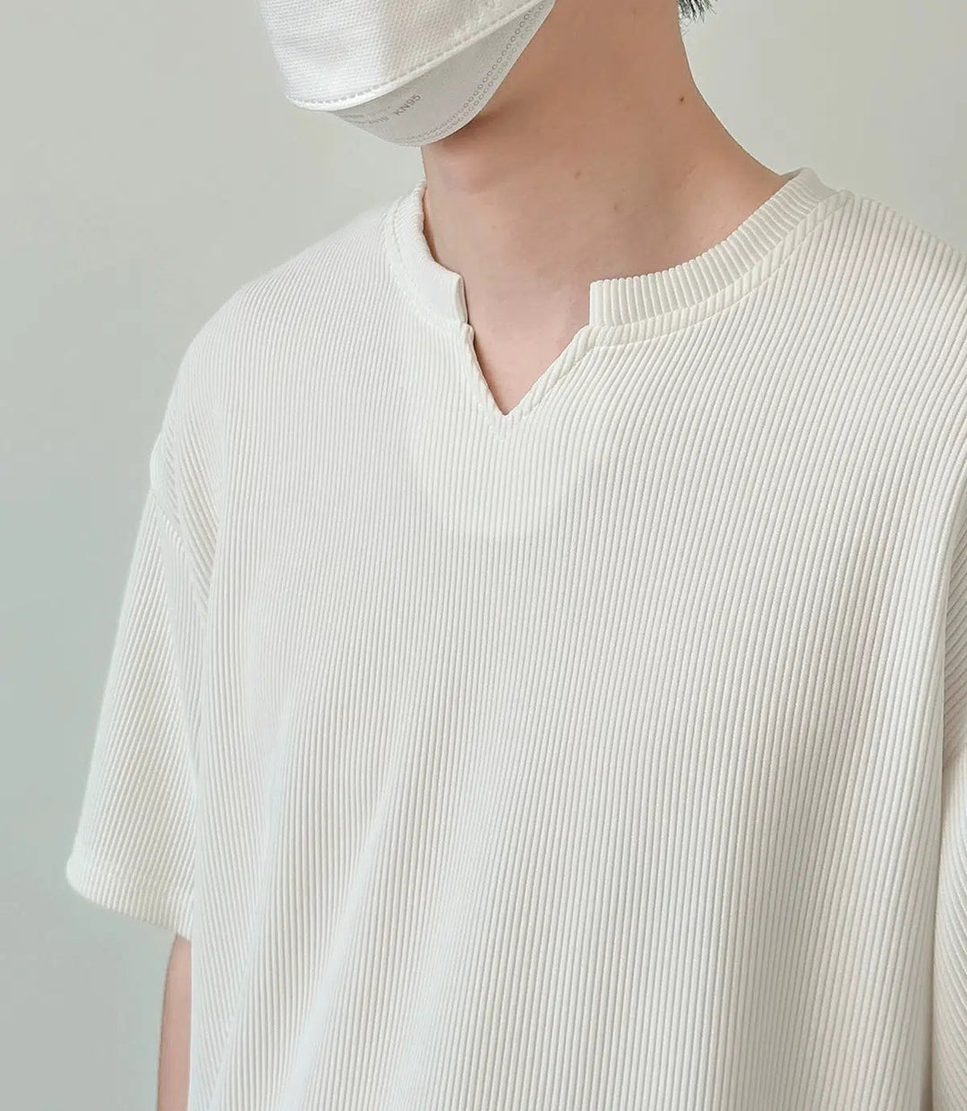 V-Neck Design Pleated T-Shirt