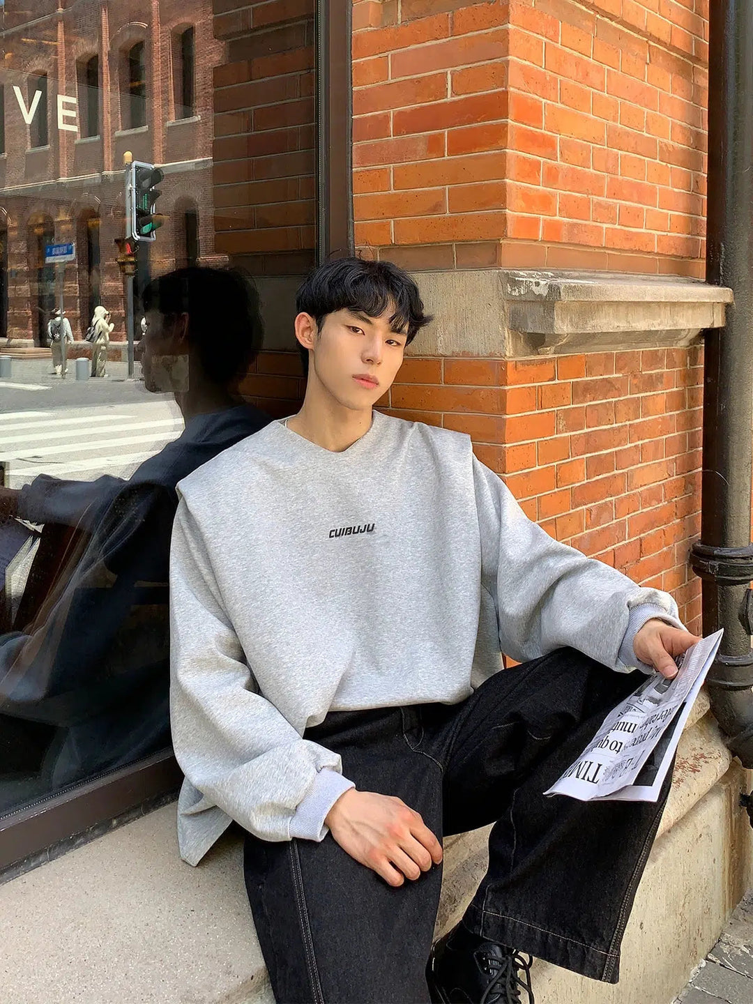 V-neck Letter Print Long Sleeve Pullover