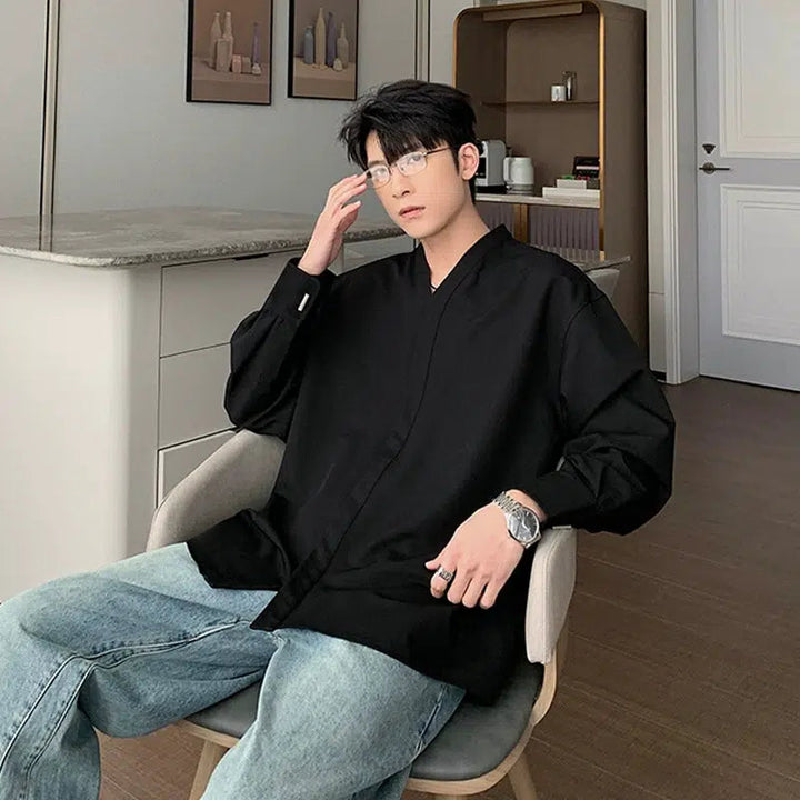 V-neck Long-sleeved Shirt