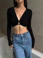 V-neck Short Bottoming Shirt