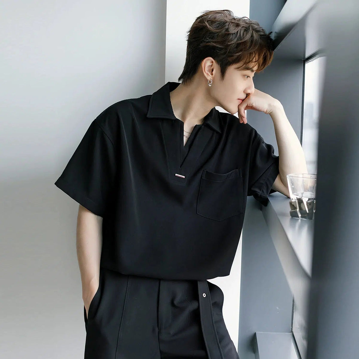 V-neck Short-sleeved Polo Collar T-shirt