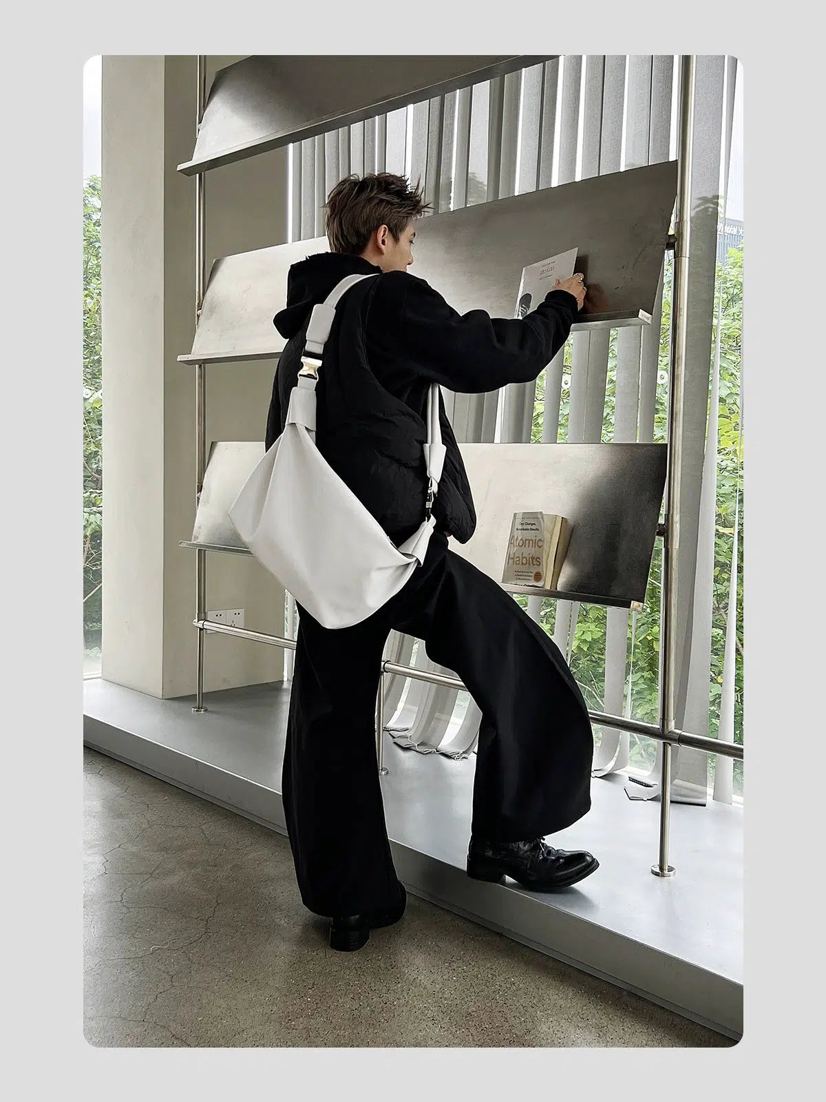 Versatile Everyday Shoulder Handbag