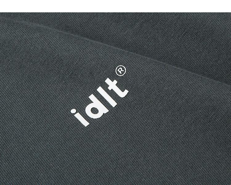 Versatile Logo Print T-shirt