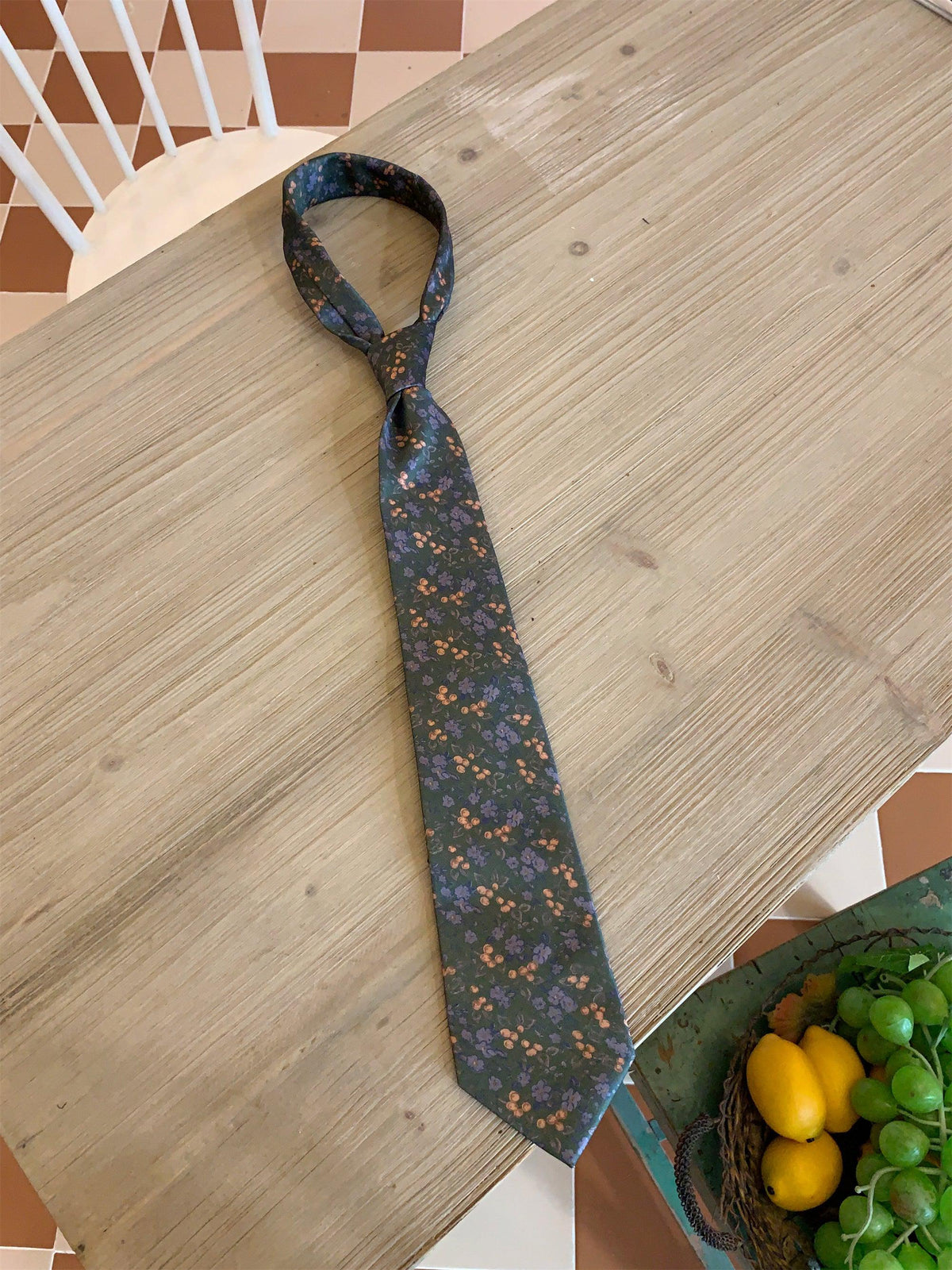 Vintage Floral Tie