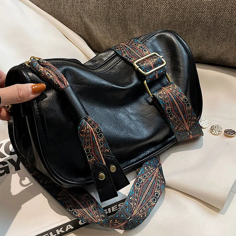 Vintage Pattern Strap Shoulder Bag