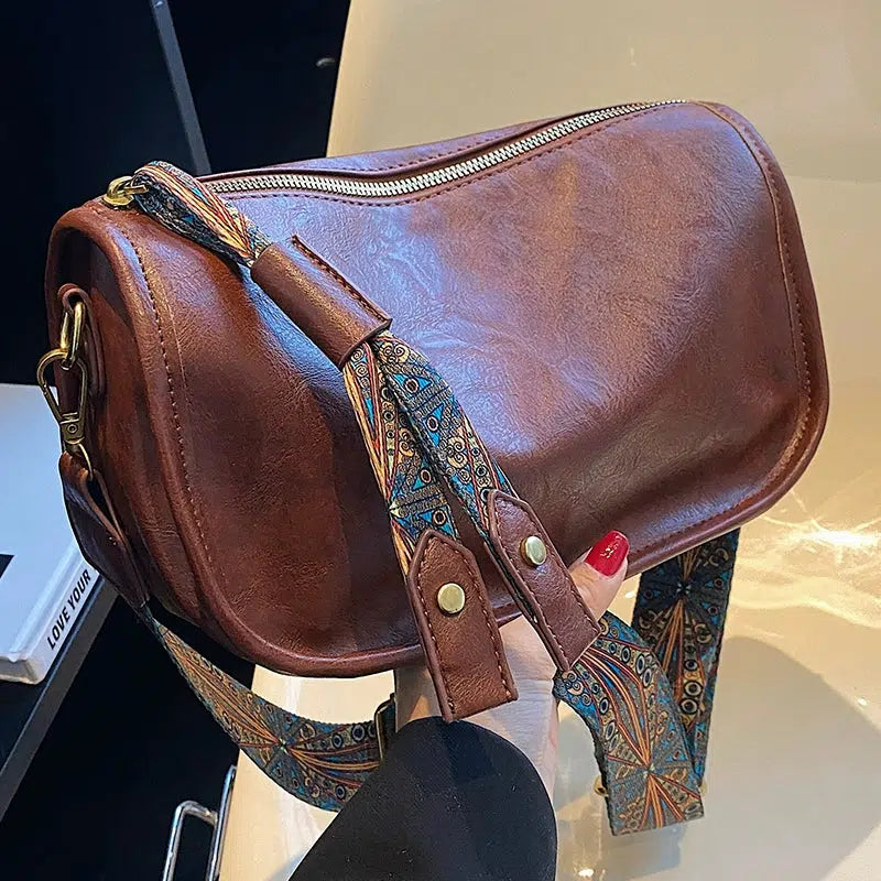 Vintage Pattern Strap Shoulder Bag
