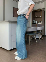 Vintage Wide-Leg Jeans