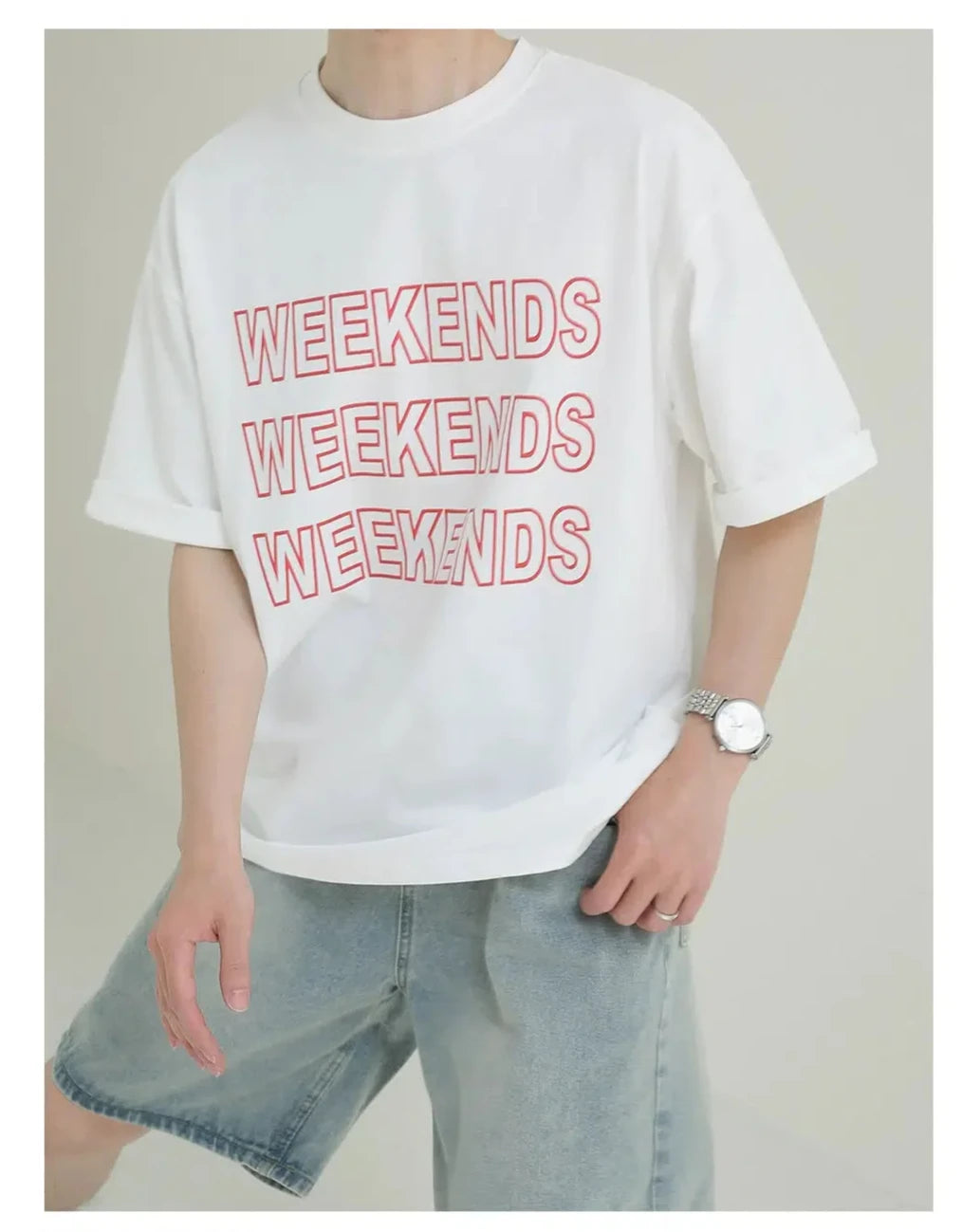 WEEKENDS Graphic T-shirt