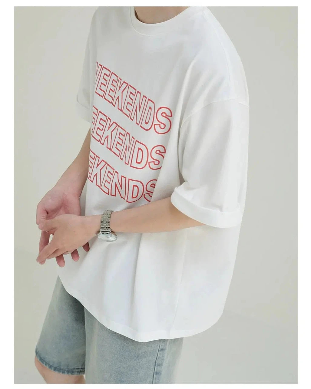 WEEKENDS Graphic T-shirt