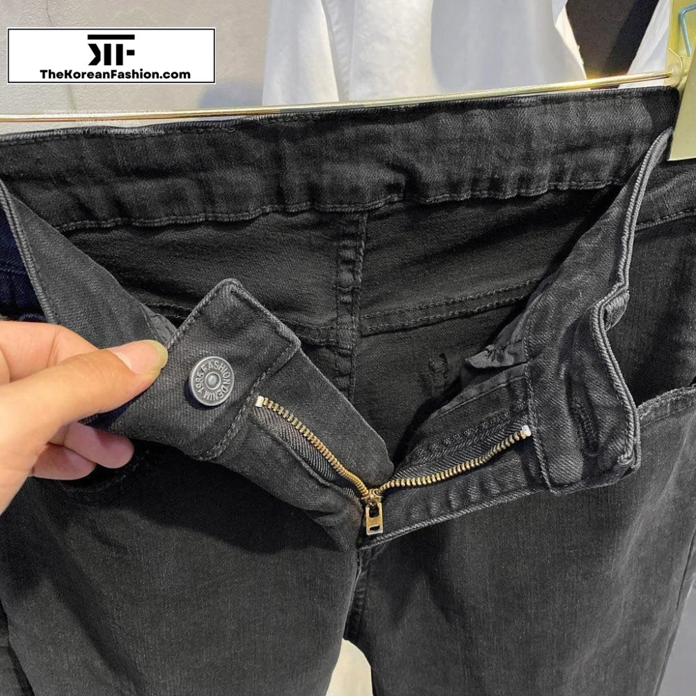 Washed Edging Slim Black Jeans