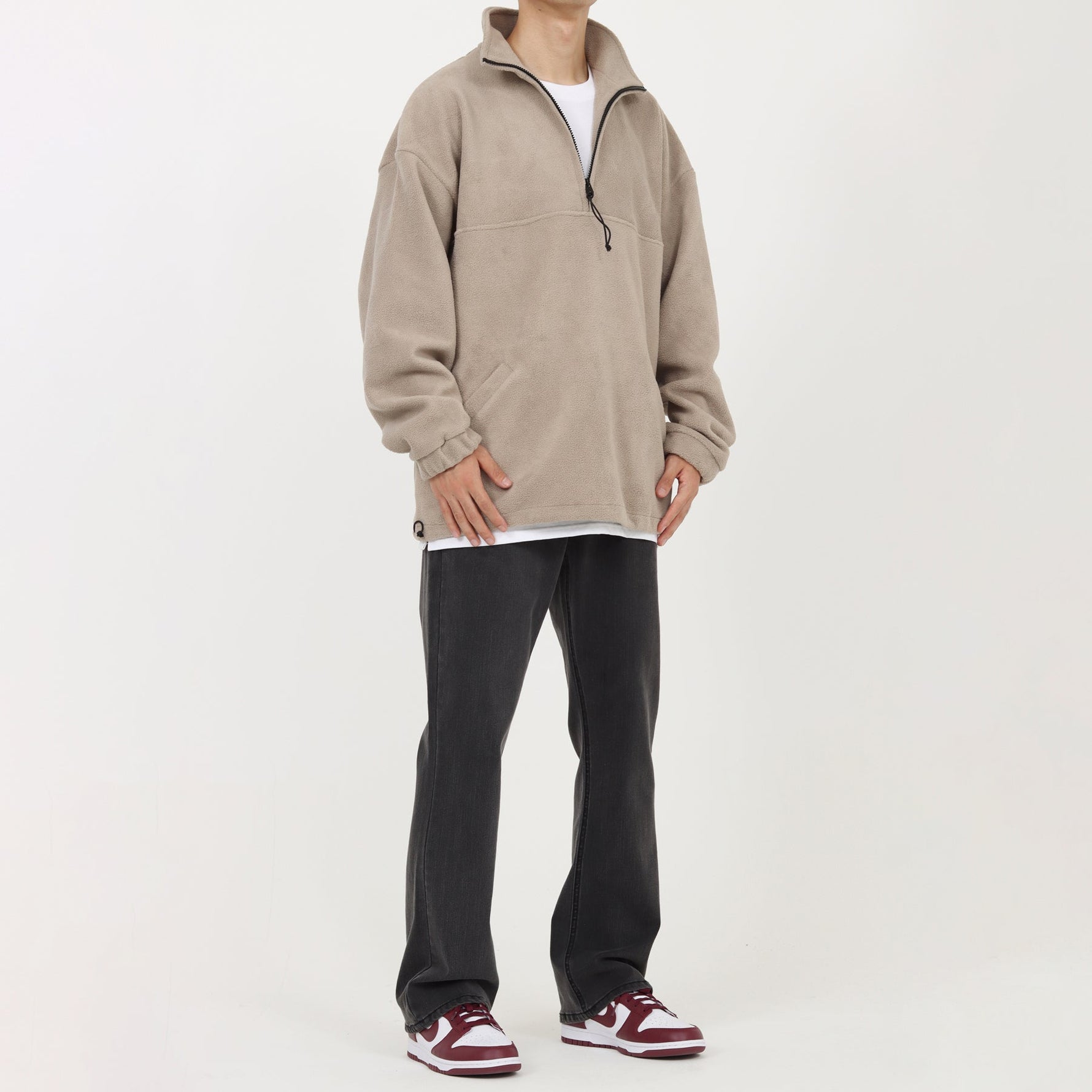 Washed Gray Elastic Flared Jeans