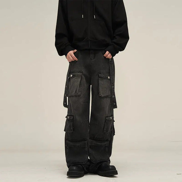 Washed Multi-pocket Ccargo eans