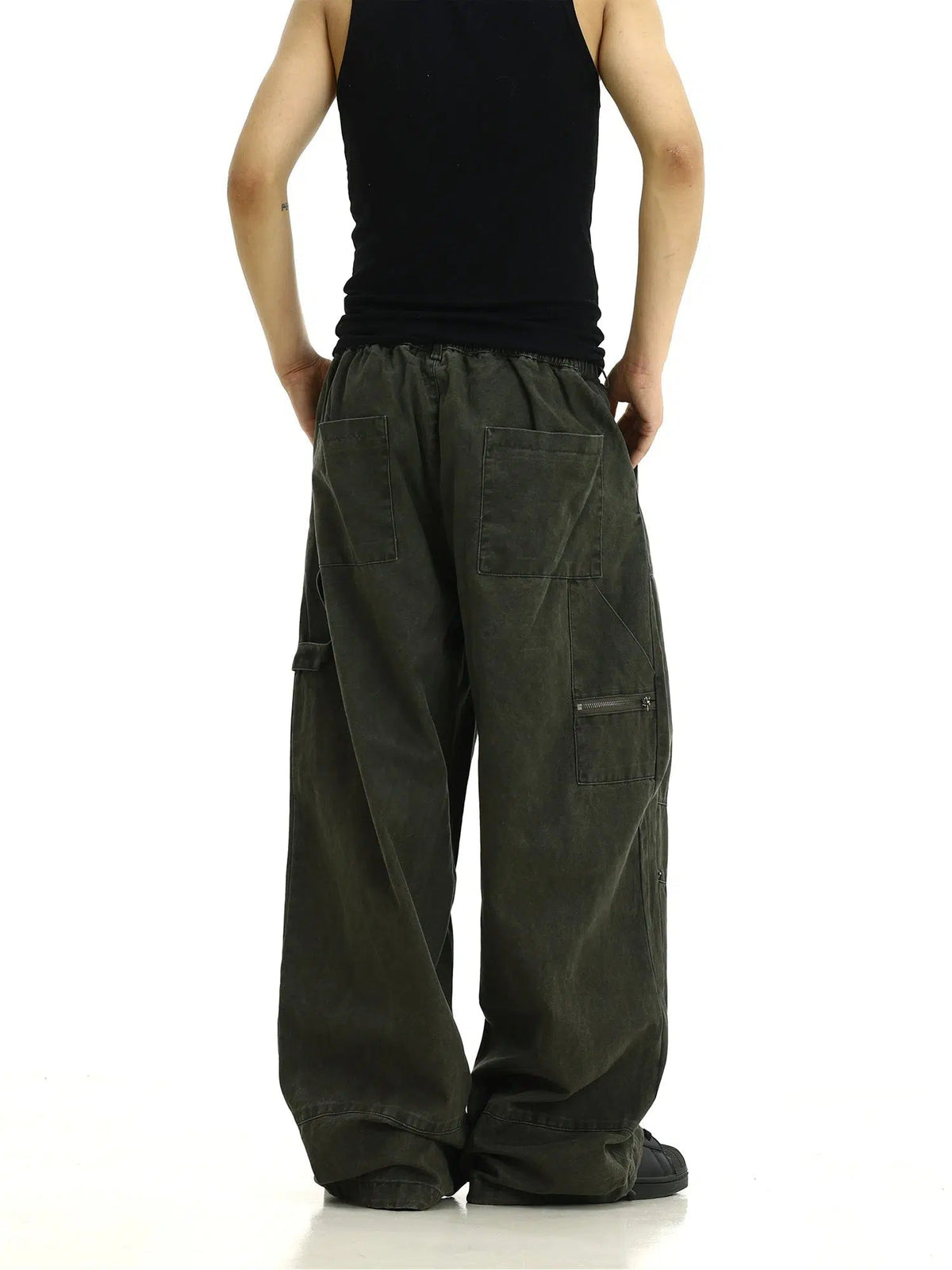 Wide-Leg Cargo Pants