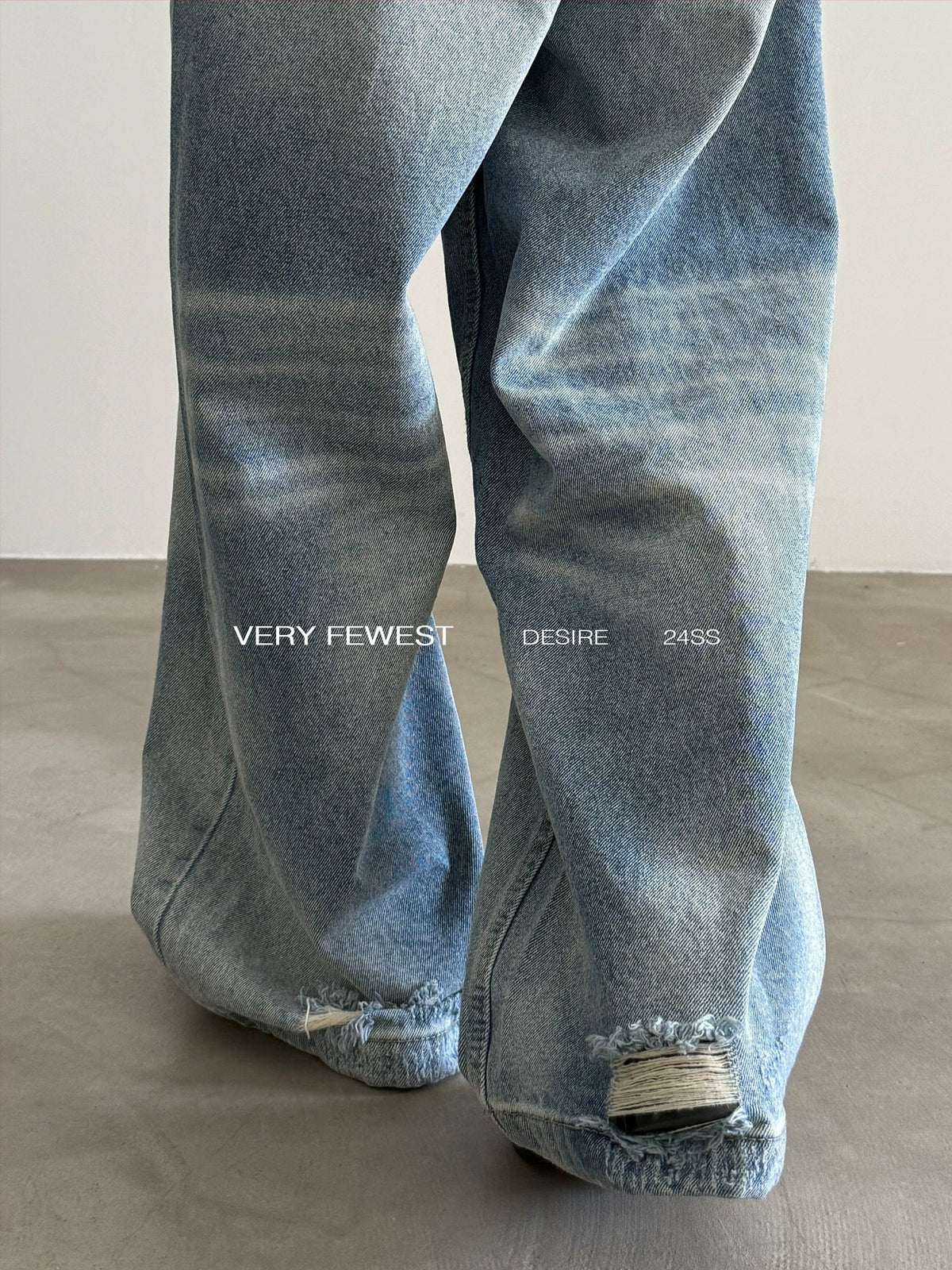 Wide-Leg High-Waist Button-Up Jeans