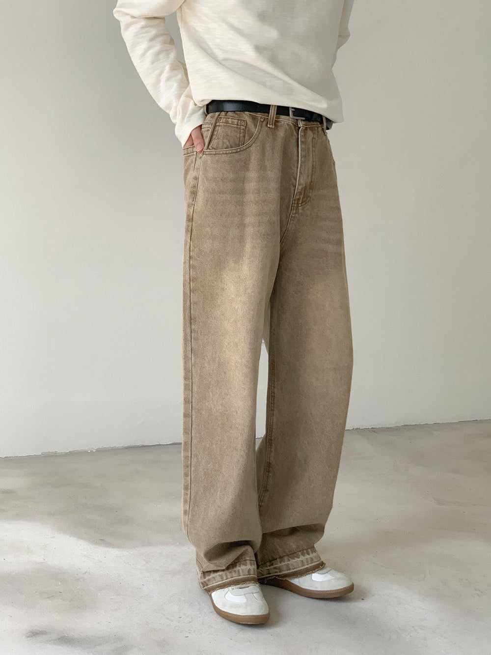 Wide-leg Straight-leg Jeans