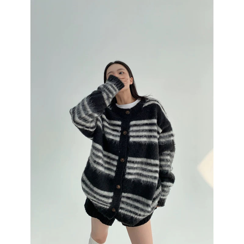 ,1627207:28341,6168712463817,1627207:28341,6168712463818,1627207:28341,6168712463819,6168712463817,6168712463818,6168712463819, Oversized Striped Button Front Knit Cardigan