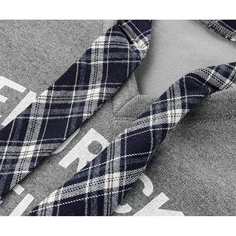 Fleece-Lined Sweatshirt and Skirt Two-Piece Set 4