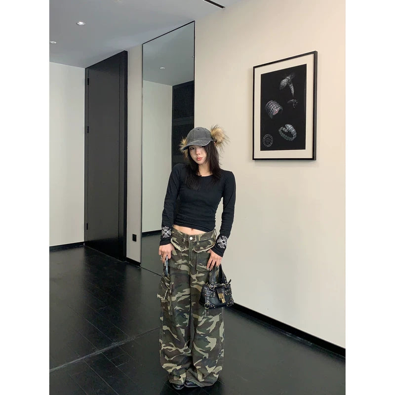 Distressed Camouflage Wide Leg Cargo Pants 2