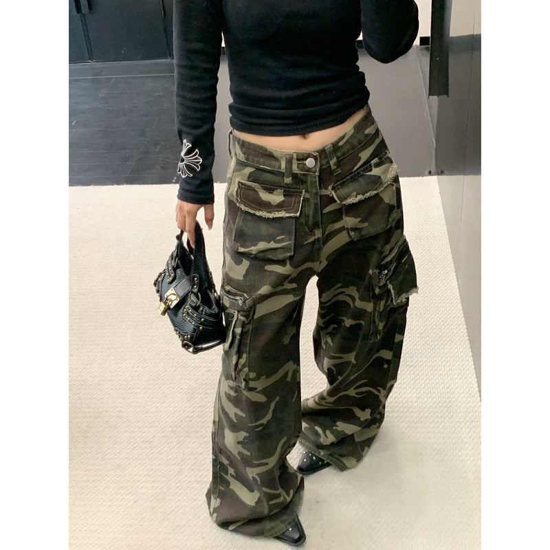 Distressed Camouflage Wide Leg Cargo Pants 3