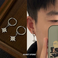 أقراط هووب من الفولاذ التيتانيوم على شكل نجمة 