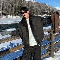 جاكيت بومبر مبطن مع ياقة من الفرو الصناعي 