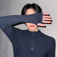 Kanalı Yarım Fermuarlı Yüksek Yakalı Uzun Kollu Gömlek 