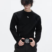 قميص أساسي بأكمام طويلة وياقة مدورة مخططة 