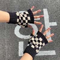 Gants en damier