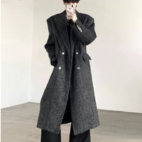 معطف ترينش مزدوج الصدر من الصوف بأكتاف مبطنة 