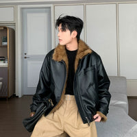 سترة دراجة نارية جلدية مع طوق من الفرو الصناعي 