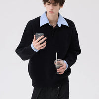 سترة صوفية بقلنسوة على شكل V 