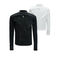 تي شيرت بأكمام طويلة وياقة قائمة مزينة باللؤلؤ 