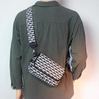 Sac à poitrine à carreaux blancs 