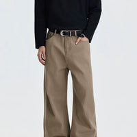 بنطلون جينز واسع الساق بقصة ساق مستقيمة 