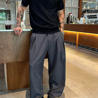 Pantalons décontractés à plis rayés et coupe ample 