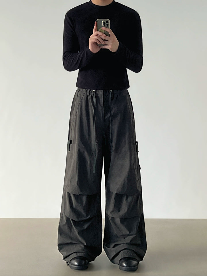Pleated Multi-pocket Wide-leg Pants