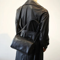 Sac bandoulière mini coussin en cuir souple 