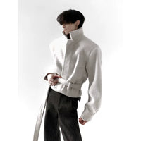 Veste courte en laine ceinturée avec col 