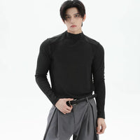 تي شيرت بأكمام طويلة وياقة مقلوبة بتصميم نحيف 