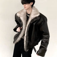 Giacca in pelle foderata in pile con colletto in pelliccia sintetica 