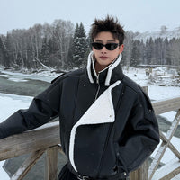 Giacca in ecopelle con colletto a stand foderata in shearling 